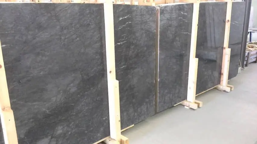 Ruivina Marble 2 cm Slabs & Tiles