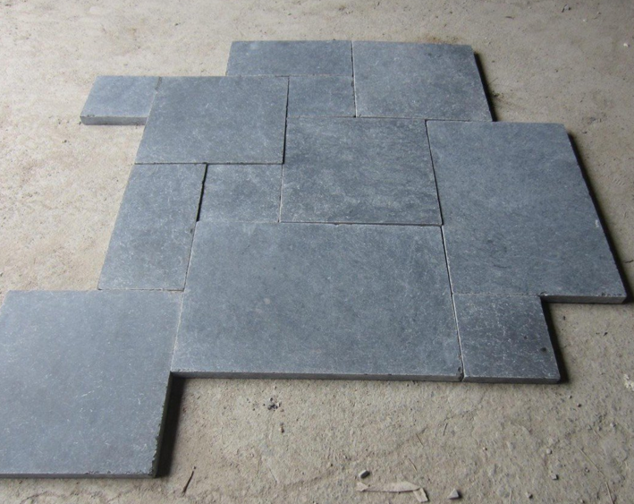 BLUESTONE ANTIQUED TUMBLED