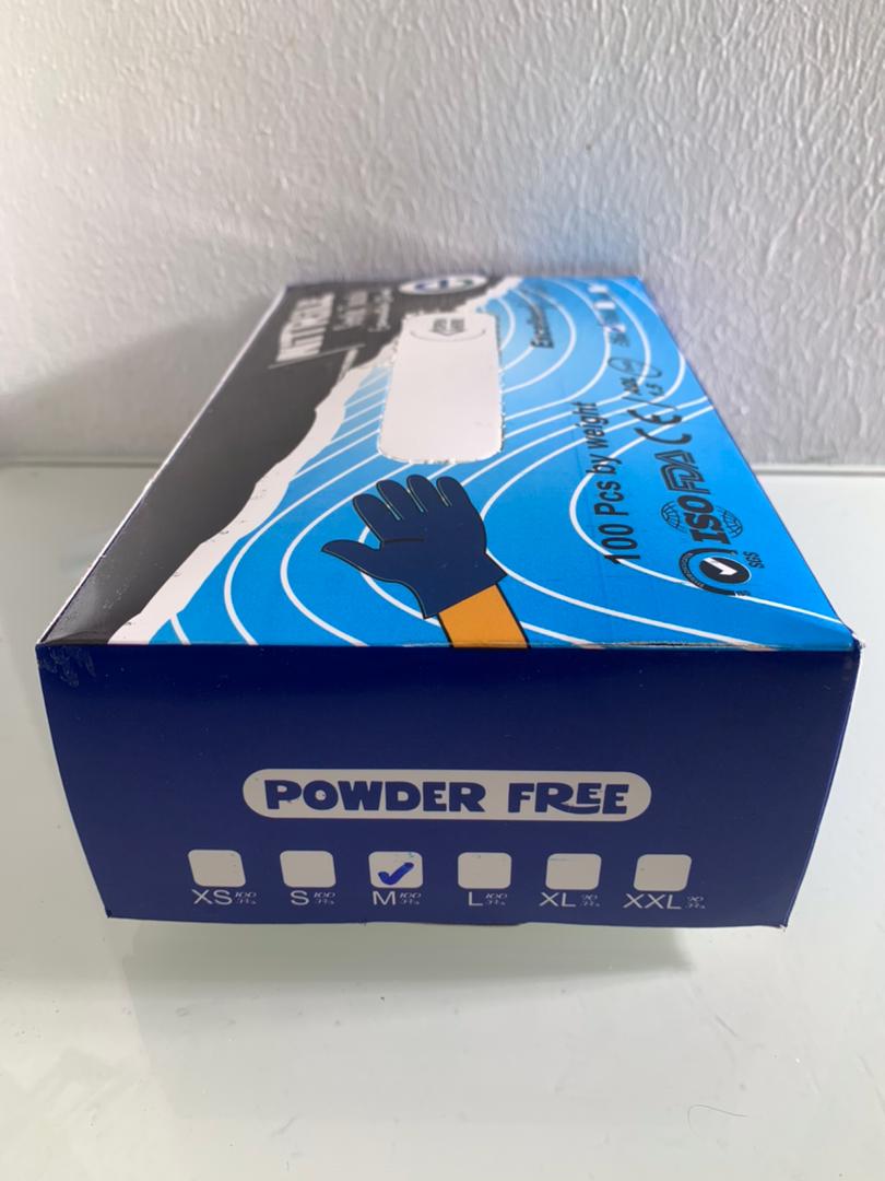 Nitrile examination gloves