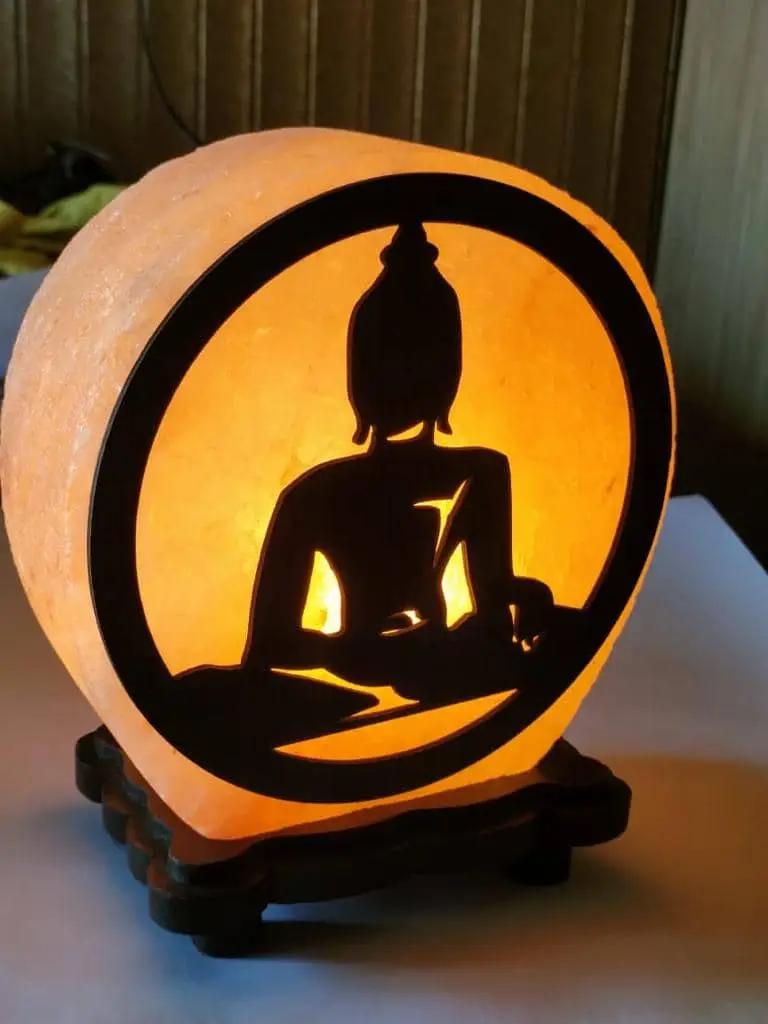 Buddha salt lamp