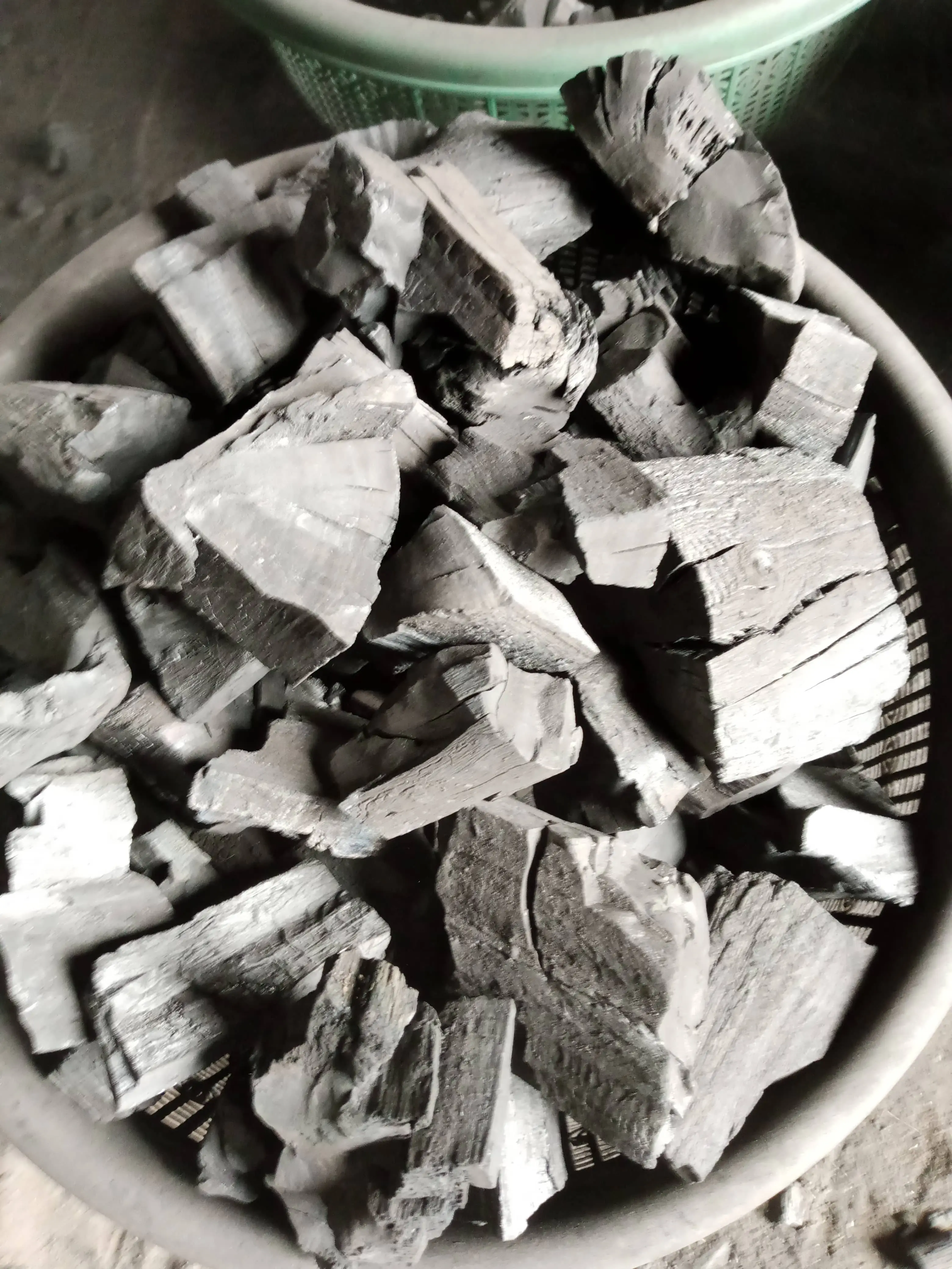 Hardwood charcoal
