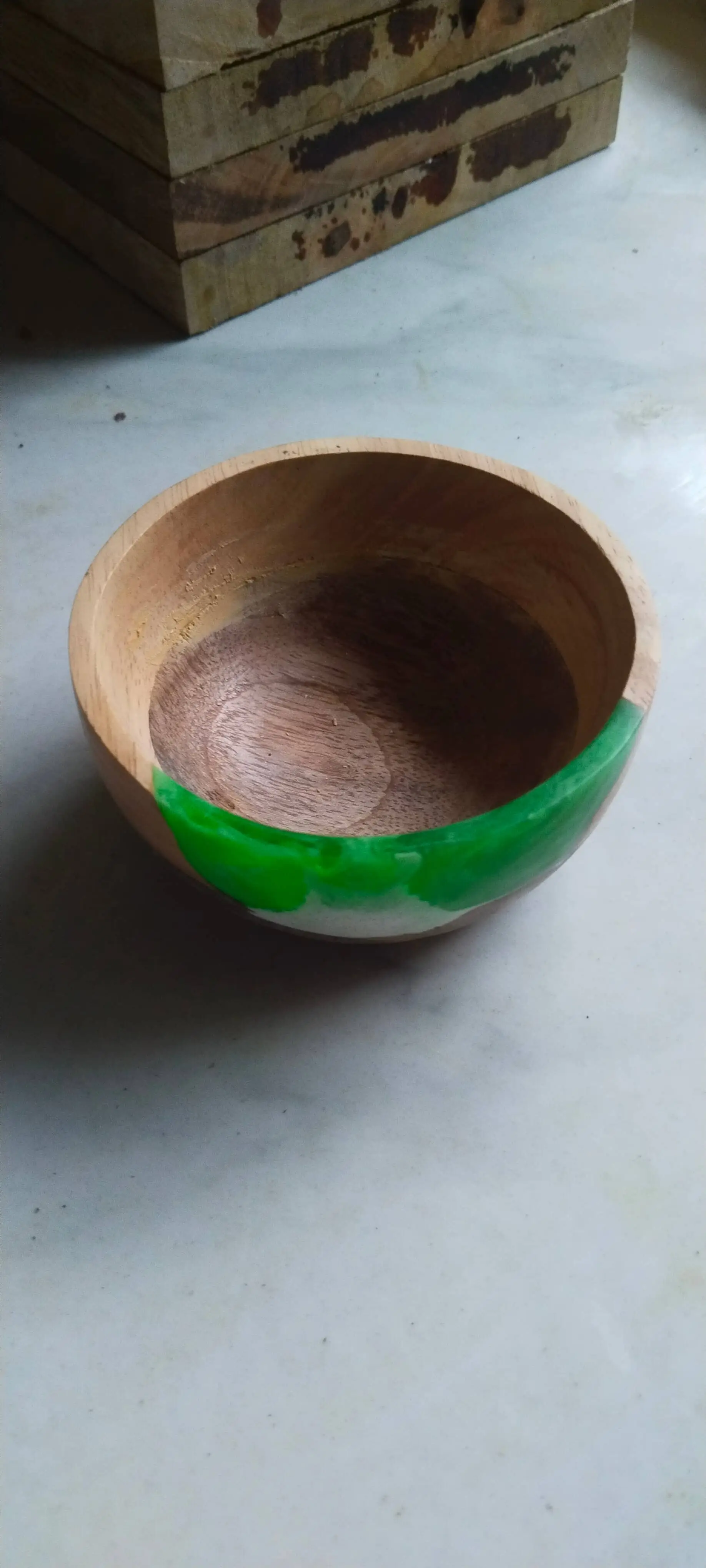 Resin and wooden joint Bowl