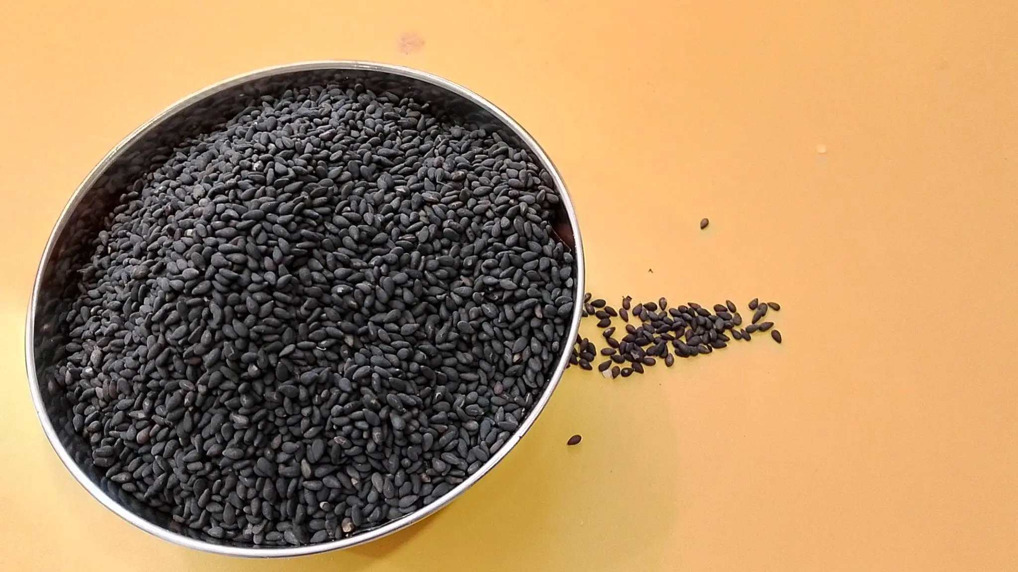 Sesame seeds (Black, brown and Hulled) ready to sell for B2B