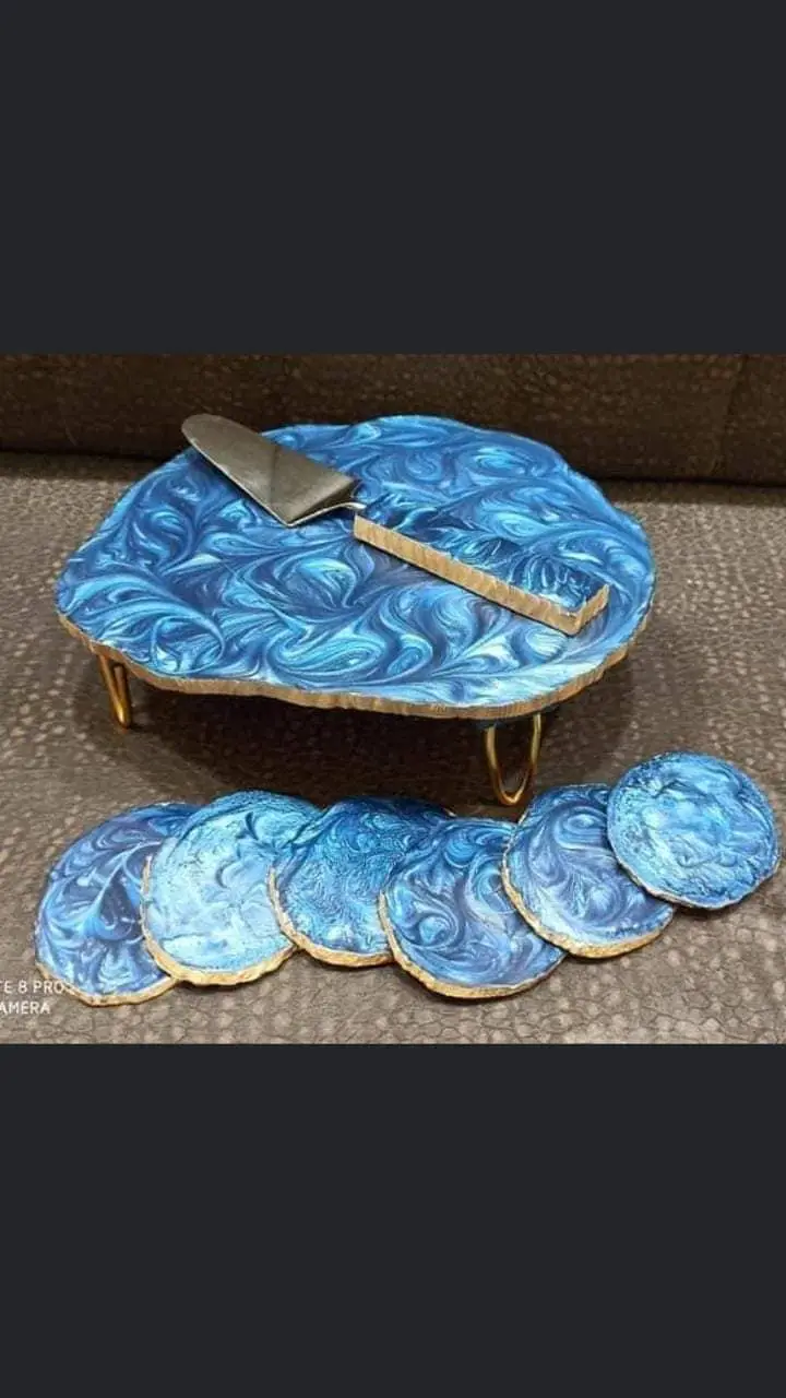 Resin cake stand and resin coaster