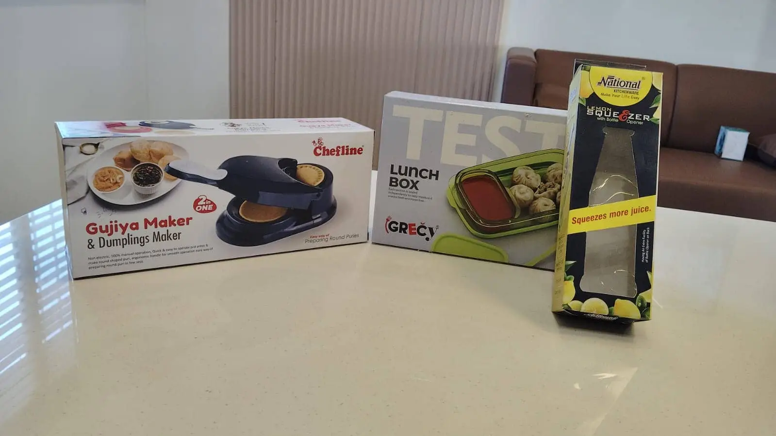 Lunch Box And Lemon Squeezer Window 3ply Box