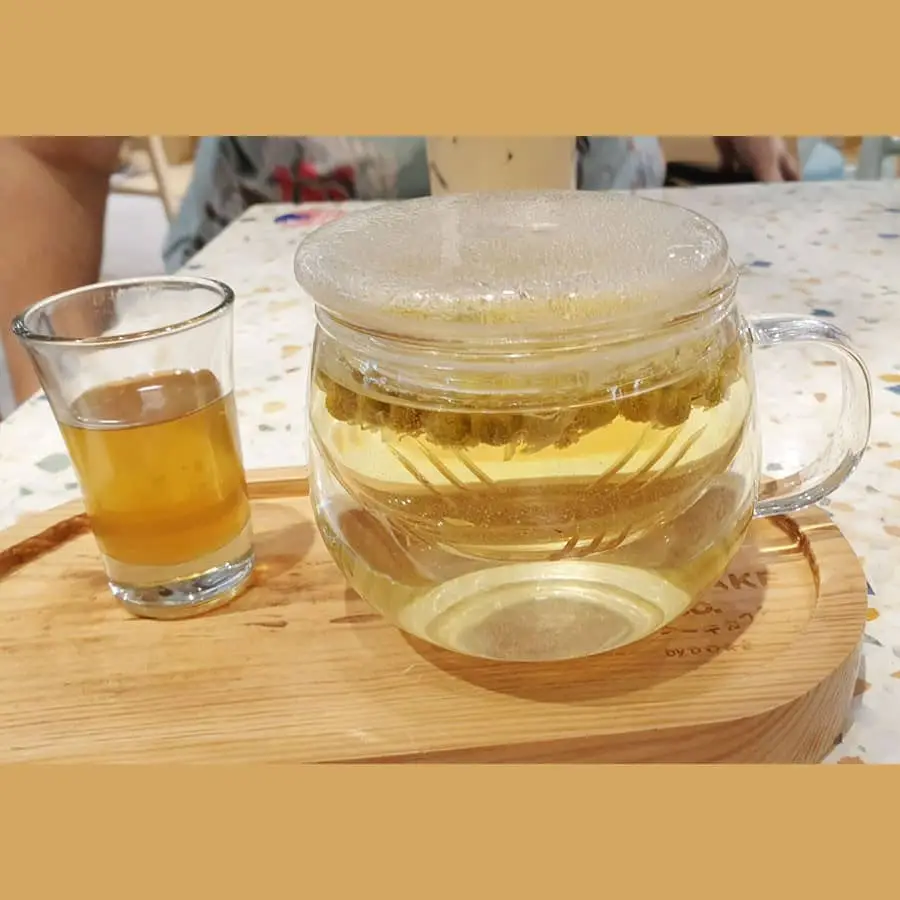 Organic Chamomile Herbal Tea