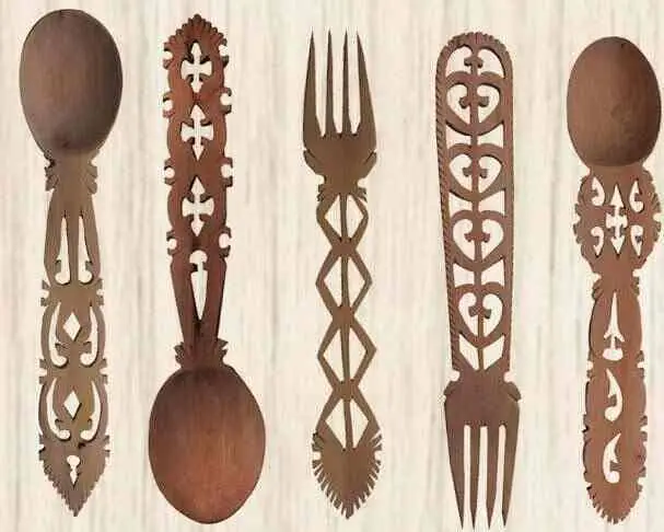 Gifts spoon karving wooden